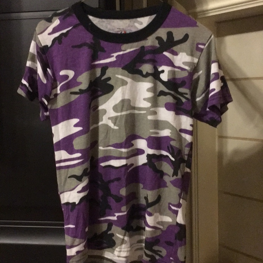 Girls camouflage tee